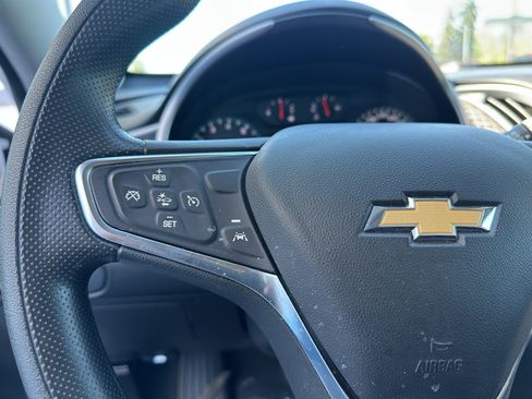 Used 2024 Chevrolet Malibu LT FWD image 18