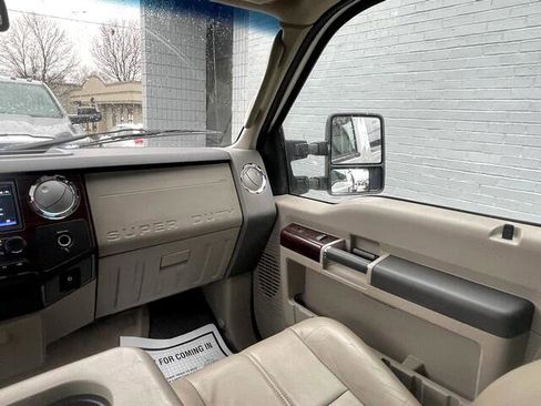 Used 2008 Ford F350 Lariat image 24