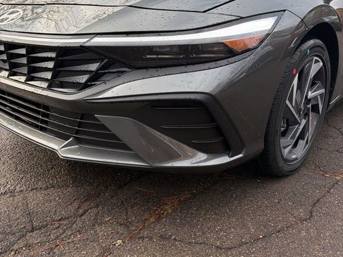 New 2025 Hyundai Elantra Sport image 9