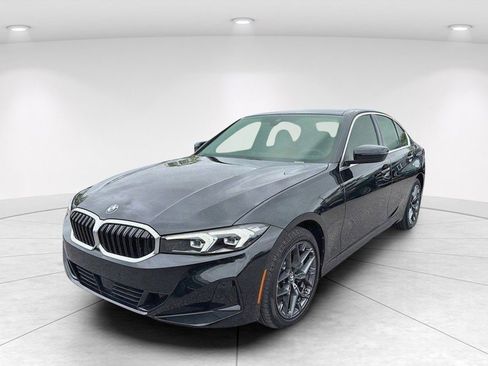 New 2025 BMW 330i xDrive Sedan w/ Convenience Package AWD/4WD image 6