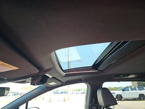 Used 2023 Honda Odyssey Sport image 9