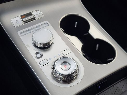 New 2026 Genesis GV70 2.5T Advanced image 19