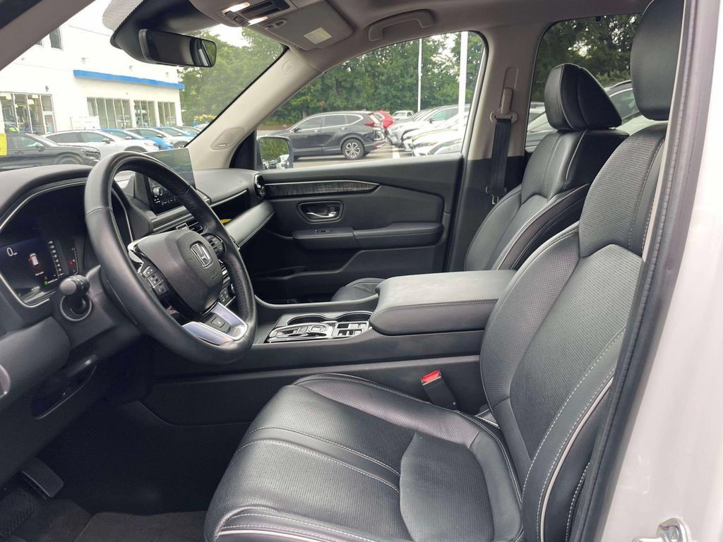 Certified 2023 Honda Pilot Elite image 14