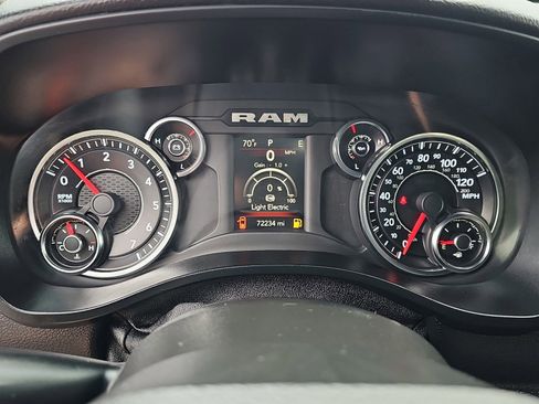 Used 2021 RAM 1500 Big Horn AWD/4WD image 15