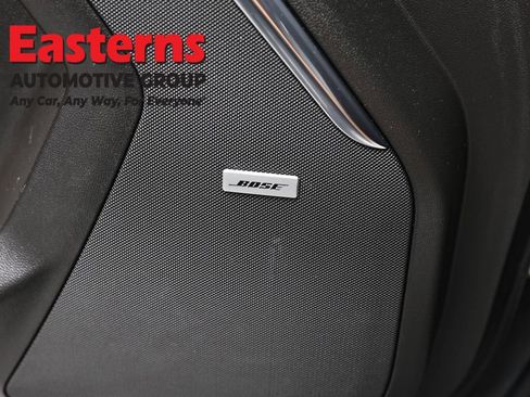 Used 2025 GMC Yukon XL Denali AWD/4WD image 22