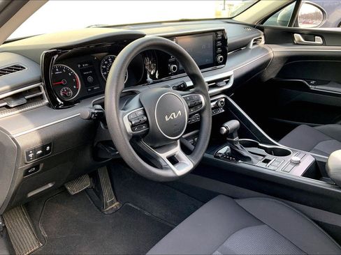 Used 2023 Kia K5 LXS image 11