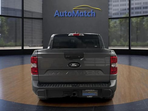 Used 2025 Ford Maverick Lariat w/ Black Appearance Package image 10