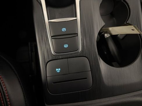 Used 2025 Ford Escape ST-Line Elite image 28