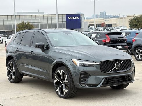 New 2026 Volvo XC60 B5 Ultra w/ Protection Package Premier image 3