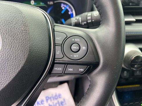 Used 2020 Toyota RAV4 XSE image 15