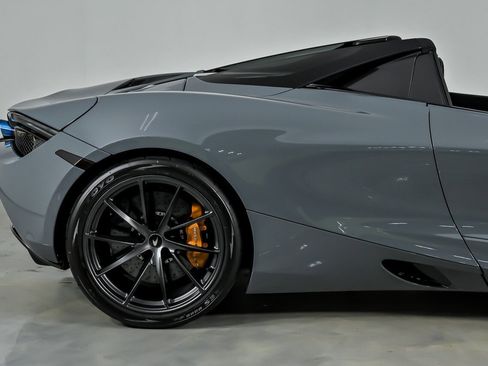 Used 2023 McLaren 720S Spider RWD image 14