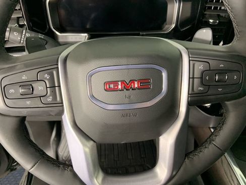 Used 2026 GMC Sierra 1500 SLT AWD/4WD image 35