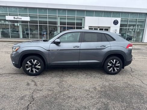 Certified 2021 Volkswagen Atlas Cross Sport SE image 5