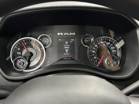 Used 2024 RAM 3500 Tradesman image 16