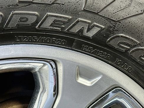 Used 2017 RAM 3500 Laramie w/ Snow Chief Group AWD/4WD image 34