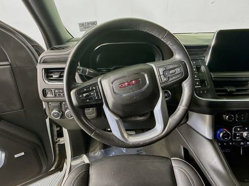 Used 2023 GMC Yukon AT4 w/ AT4 Premium Package image 13
