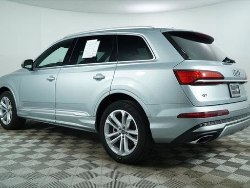 Certified 2025 Audi Q7 3.0T Premium AWD/4WD image 7