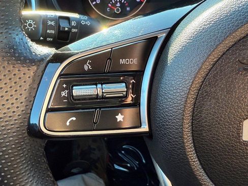 Used 2022 Kia Forte GT-Line w/ GT-Line Premium Package image 18