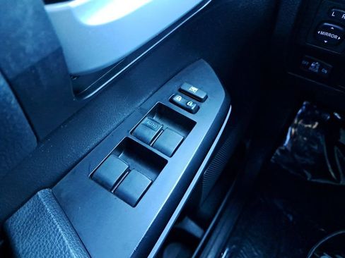 Used 2017 Toyota Tundra SR5 image 30