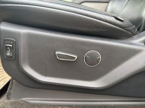 Used 2017 Ford F250 XLT w/ XLT Premium Package image 32