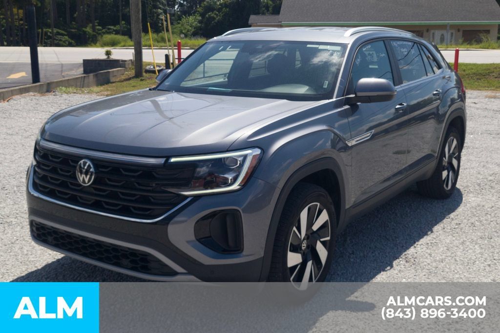 Used 2025 Volkswagen Atlas Cross Sport SE FWD image 22