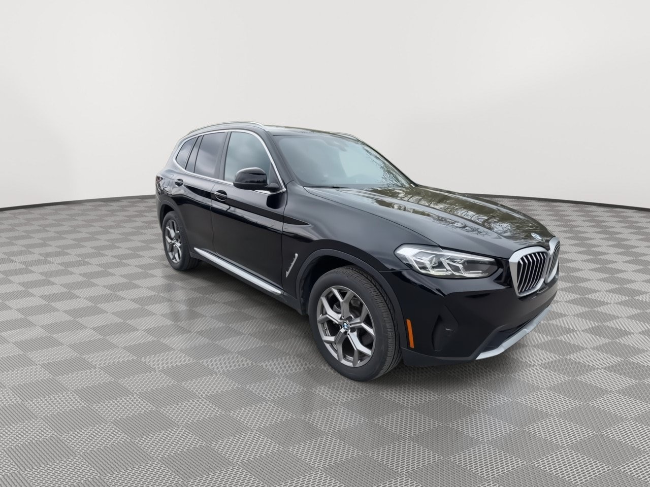 Used 2024 BMW X3 xDrive30i AWD/4WD image 2