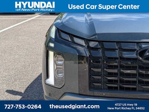 Certified 2023 Hyundai Palisade Limited FWD image 9