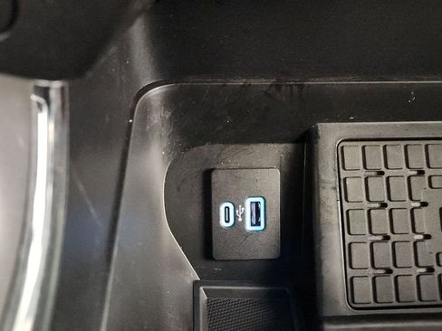 New 2024 Ford F150 XLT w/ Equipment Group 302A MID image 19