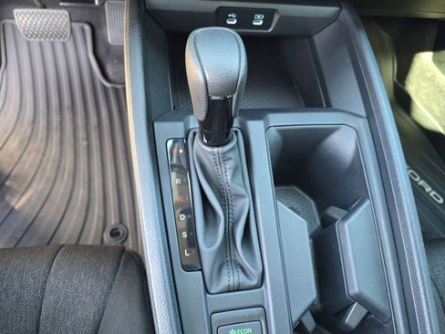 Certified 2025 Honda Accord LX image 19