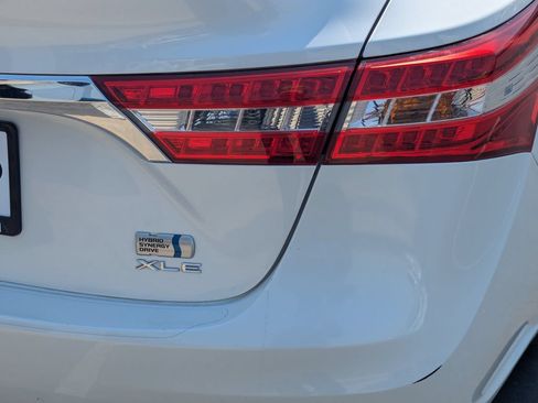 Used 2015 Toyota Avalon XLE Premium FWD image 5