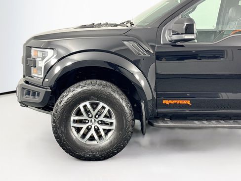 Used 2017 Ford F150 Raptor w/ Equipment Group 802A Luxury AWD/4WD image 38