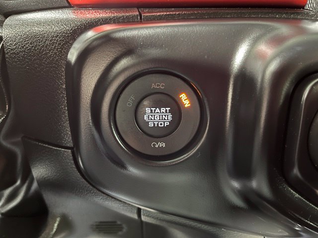 Used 2022 Jeep Wrangler Unlimited Rubicon w/ Cold Weather Group AWD/4WD image 25