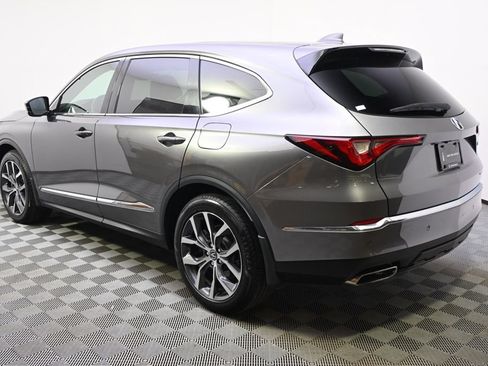 Used 2023 Acura MDX SH-AWD w/ Technology Package image 3