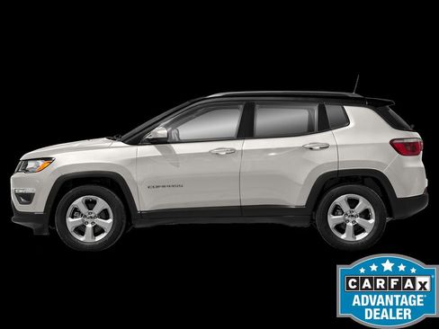 Used 2018 Jeep Compass Limited w/ Navigation Group AWD/4WD image 3