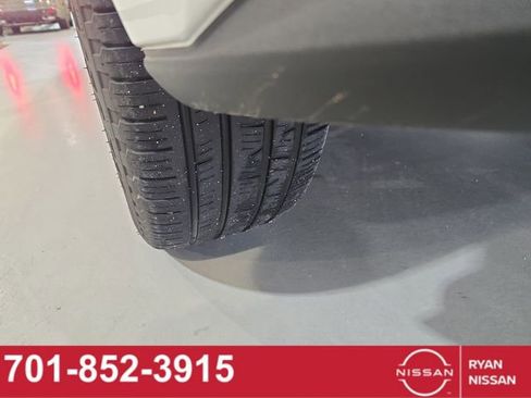 Used 2023 Ford Edge ST-Line image 42