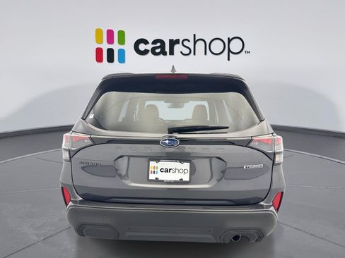Used 2025 Subaru Forester Touring AWD/4WD image 4