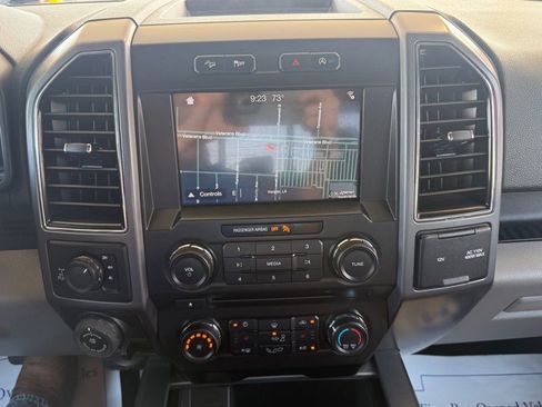 Used 2018 Ford F150 XLT w/ Equipment Group 302A Luxury image 21