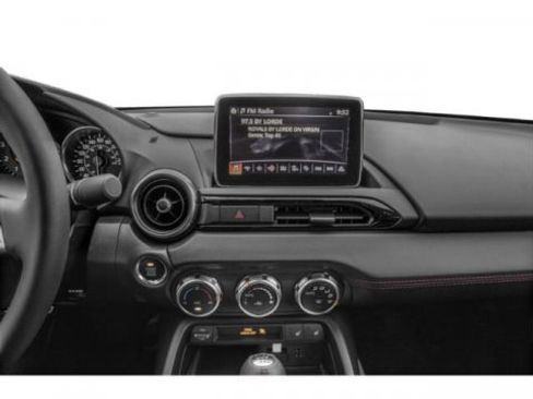 Used 2017 MAZDA MX-5 Miata RF Grand Touring image 10