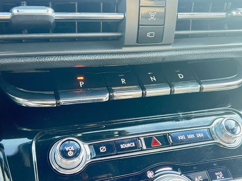 Used 2021 Lincoln Corsair Grand Touring w/ Equipment Group 301A image 22