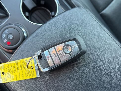 Used 2018 Ford Explorer Limited image 30