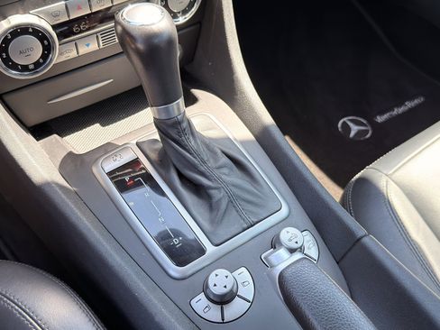 Used 2006 Mercedes-Benz SLK 55 AMG image 48