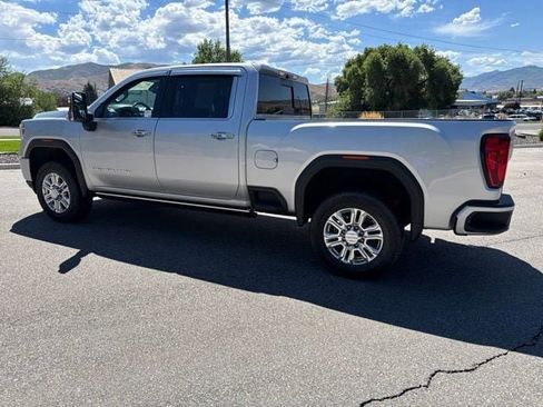 Used 2022 GMC Sierra 2500 Denali w/ Denali Ultimate Package AWD/4WD image 4