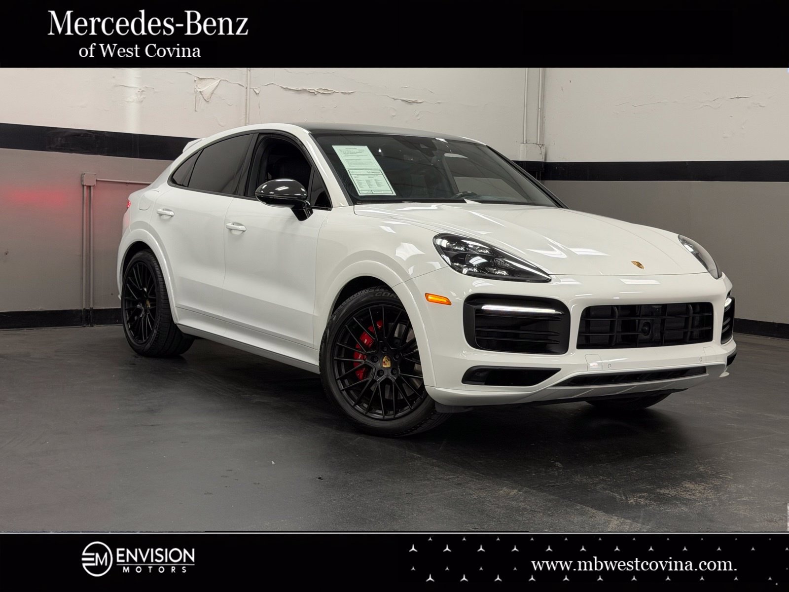 Used 2021 Porsche Cayenne GTS AWD/4WD image 1