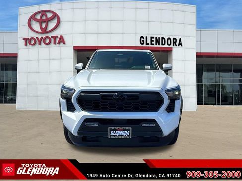 New 2026 Toyota Tacoma TRD Off-Road AWD/4WD image 8