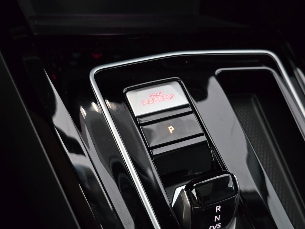 New 2026 Volkswagen GTI SE FWD image 26