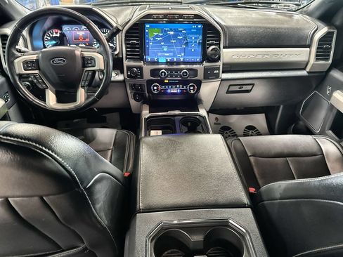 Used 2022 Ford F350 Lariat w/ Tremor Off-Road Package AWD/4WD image 26