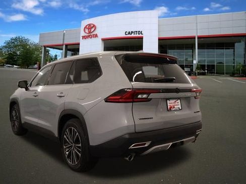 Certified 2025 Toyota Grand Highlander MAX Platinum image 5