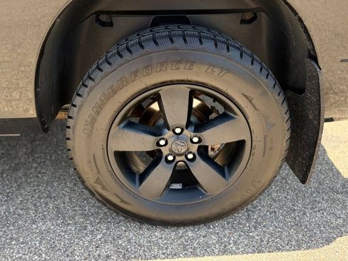 Used 2019 RAM 1500 Express w/ Wheel & Sound Group AWD/4WD image 22