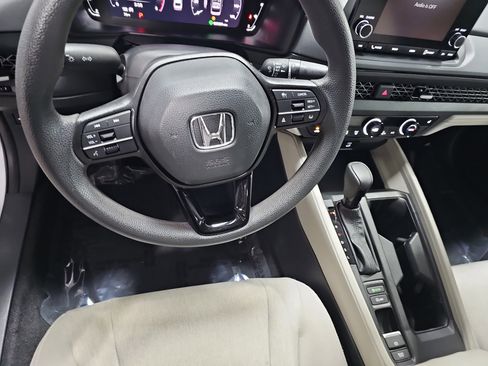 Used 2023 Honda Accord EX image 16