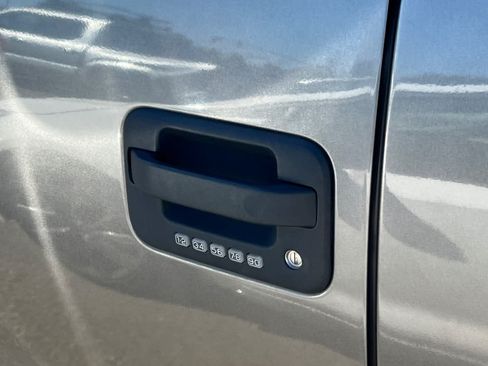 Used 2012 Ford F150 XLT w/ XLT Convenience Pkg RWD image 7
